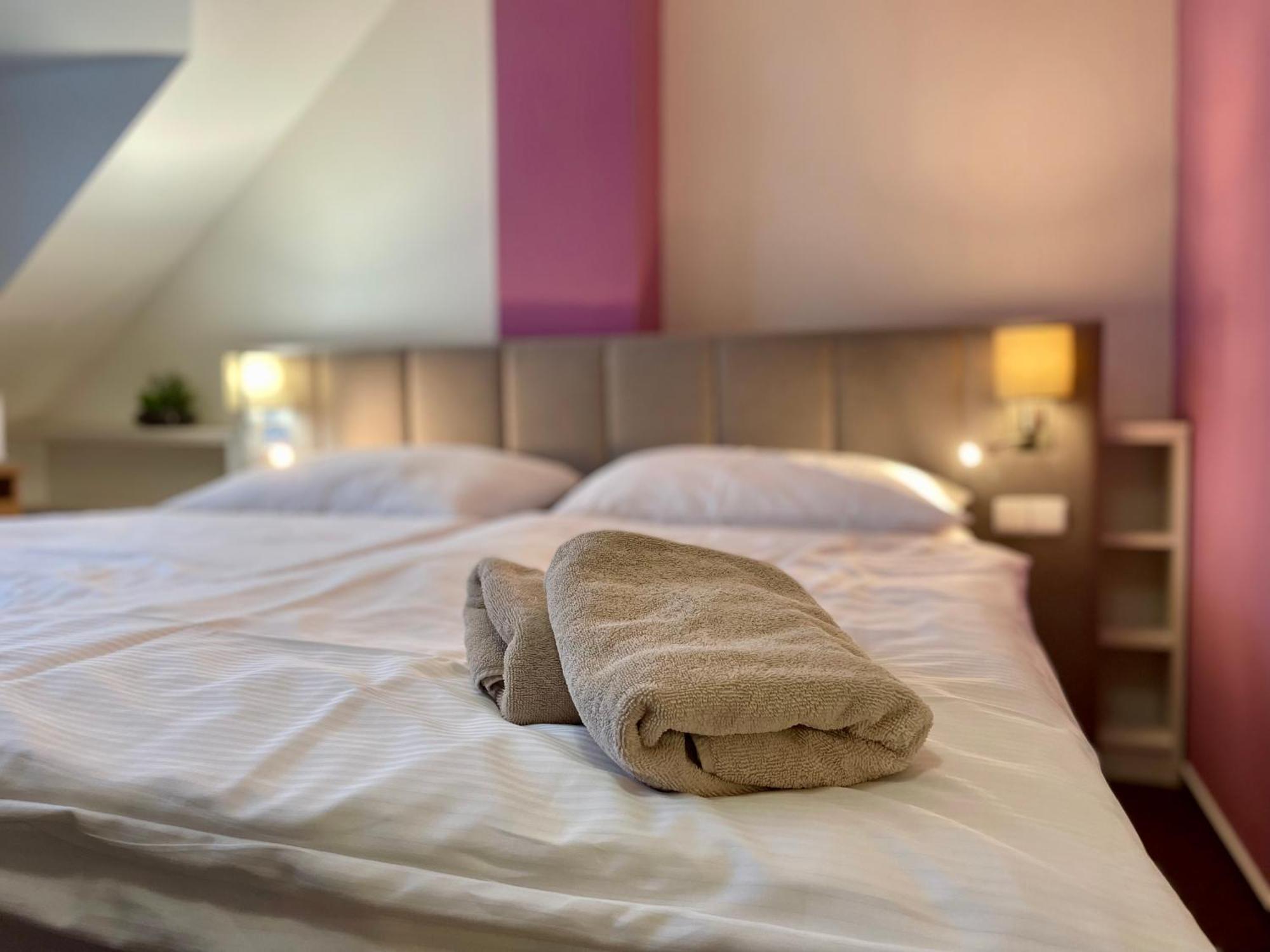 Hotel Aldo Uničov Eksteriør bilde